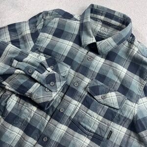 KUIU Field Flannel Shirt Men's L Gray Wool Cotton Blend Long Sleeve Button Up